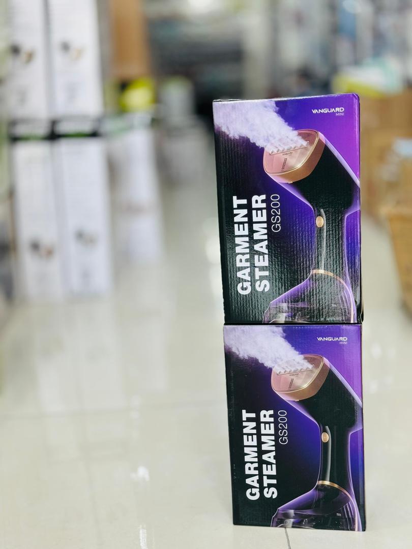 اتو بخارگر دستی فلر مدل GS200